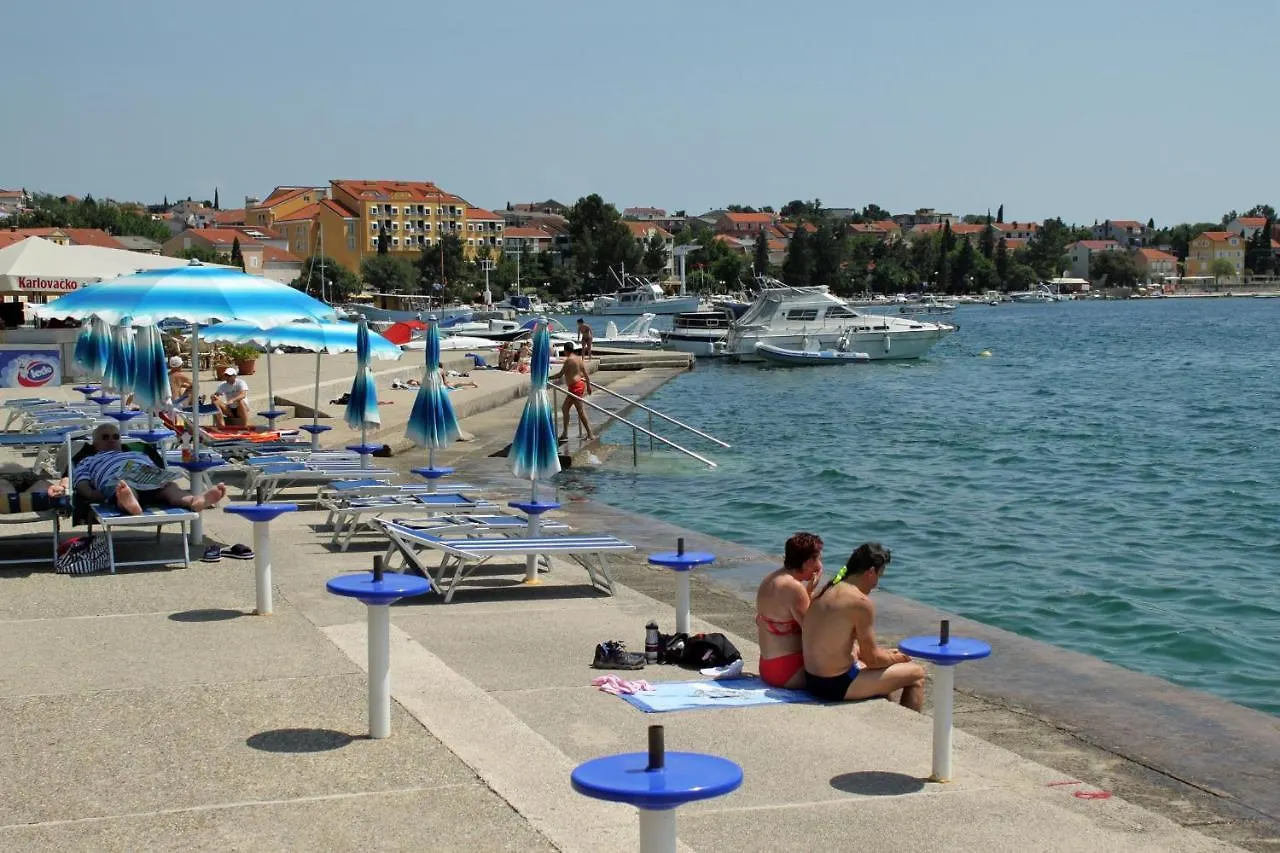 Apartments With A Parking Space Selce, Crikvenica - 5475
