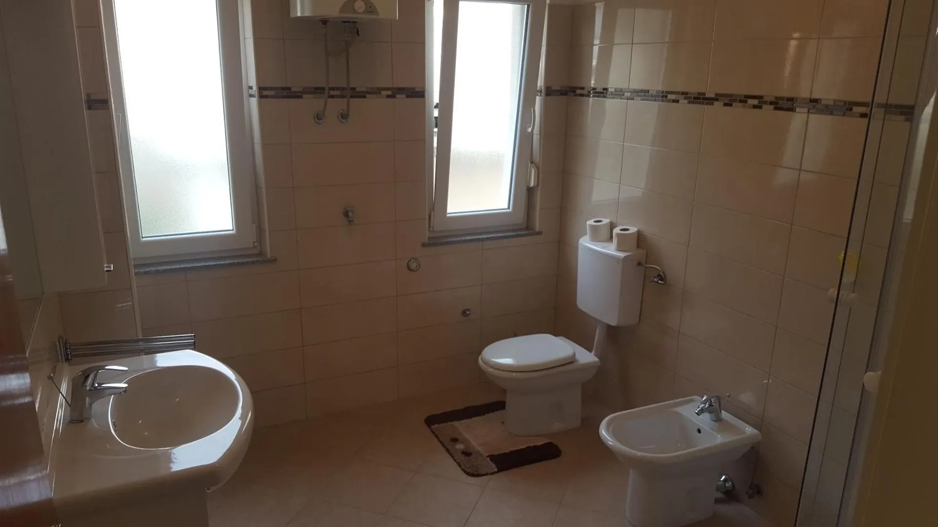 Apartments With A Parking Space Selce, Crikvenica - 5475 0*, Selce