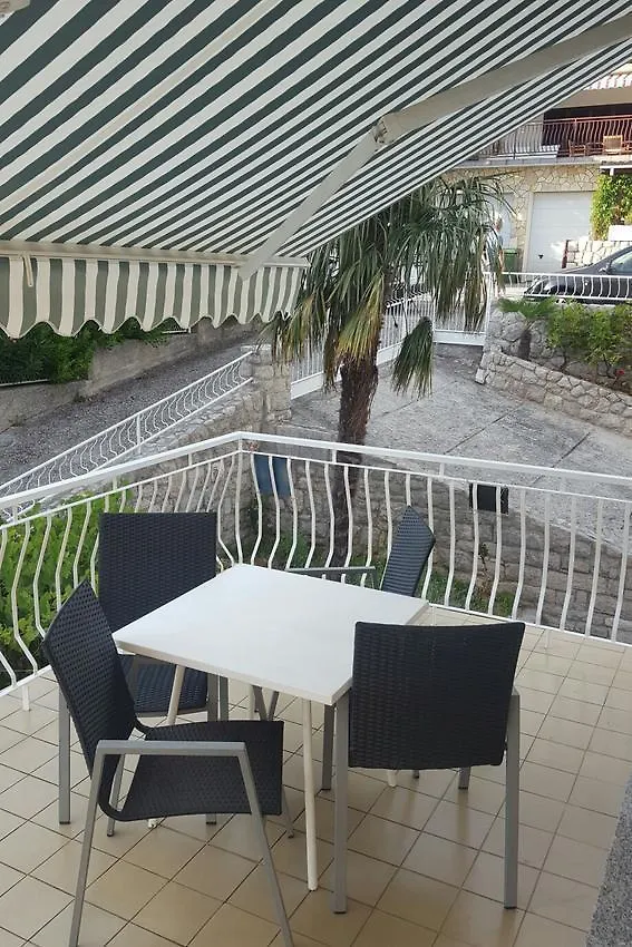 Apartments With A Parking Space Selce, Crikvenica - 5475